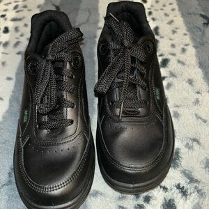 New Balance Black Women’s Sneakers -New